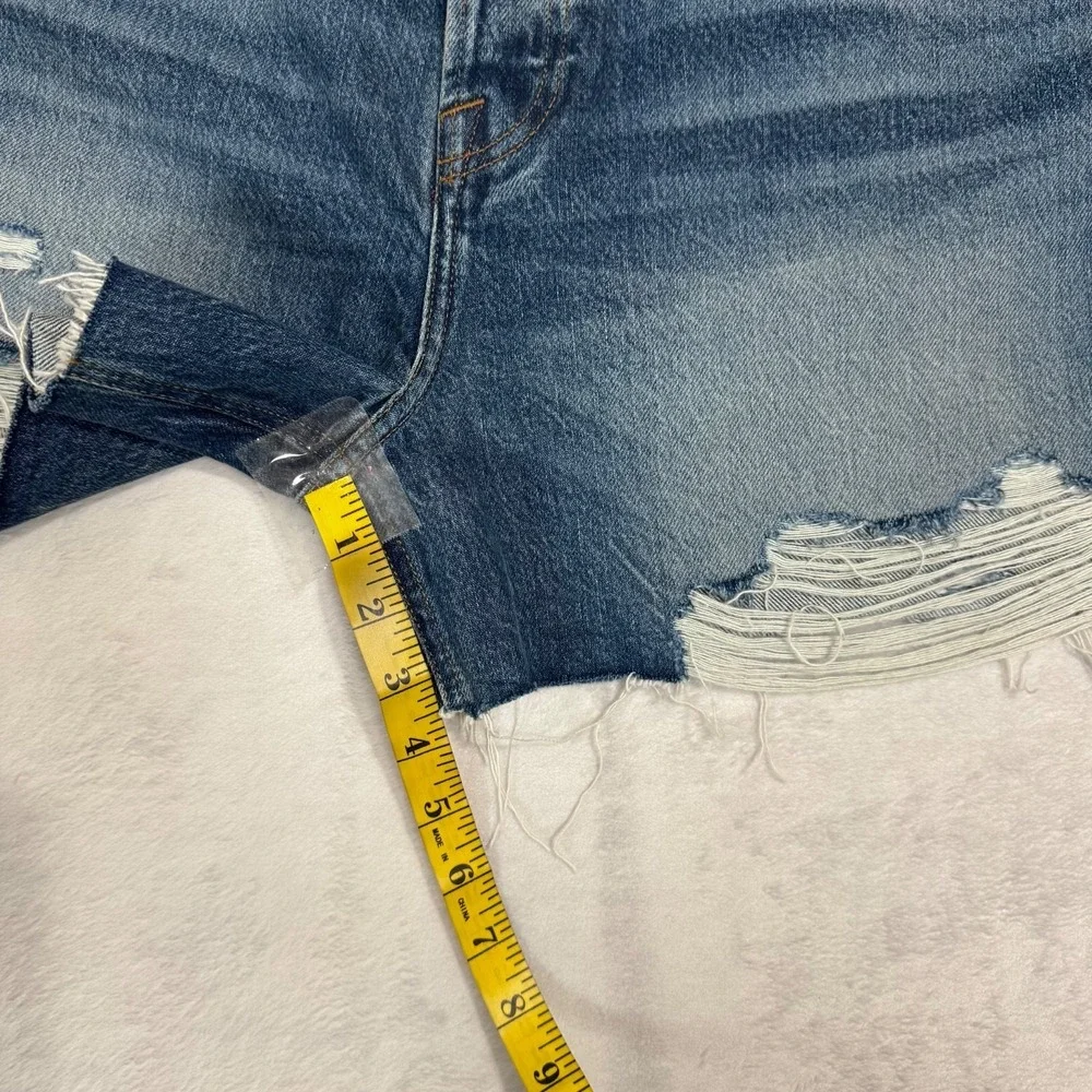 NWT Frame High Rise Vintage‎ Shorts Size 31 Denim Jean Cutoffs Northville Rips